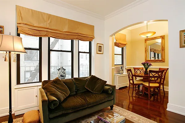 Sold by Corcoran | media 19