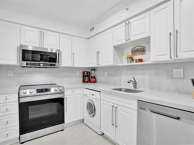2501 S Ocean Dr #1615 — Photo 6