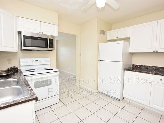 4th image of 1410 King Ave