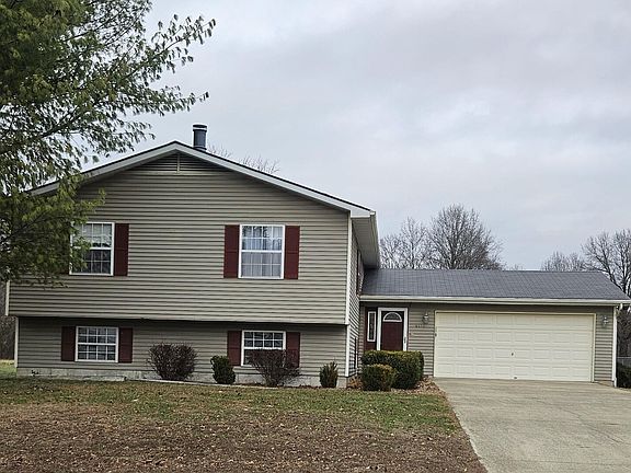 2nd image of 4412 Woodglen Ln