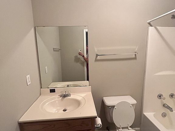 5th image of 108 Creekwood Dr