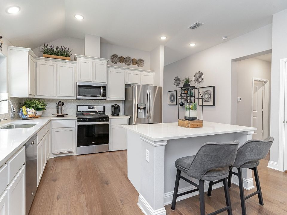 1st image of 258 Sunshine Ln