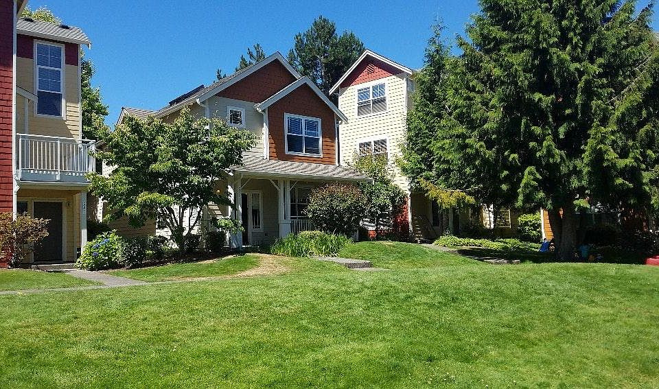 1st image of 535 225th Pl NE #535