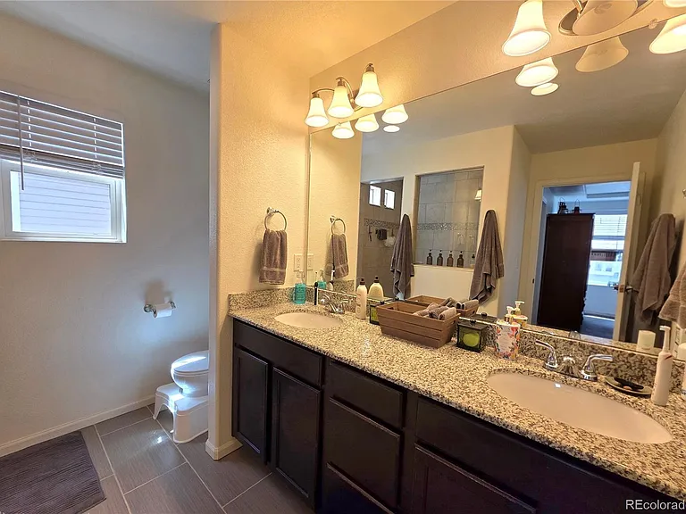8269 Cypress Wood Dr — Photo 17