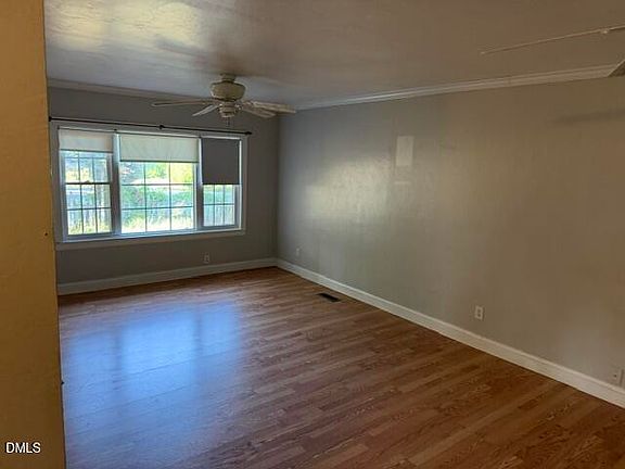 5th image of 102 Gainey Dr