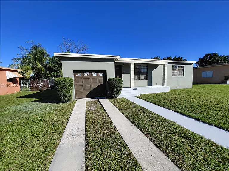14901 NW 9th Ct — Photo 2