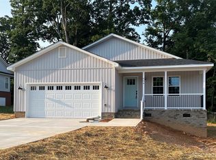 604 Marigold Dr, Kannapolis, NC 28083