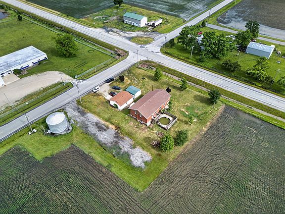 2nd image of 18015 N 2100 East Rd