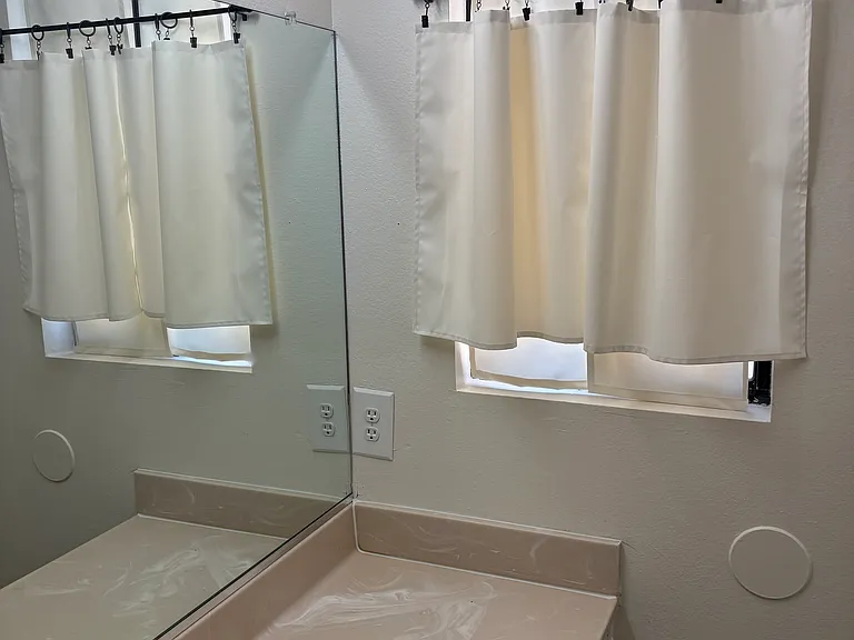 654 Woodcrest Dr #B — Photo 14