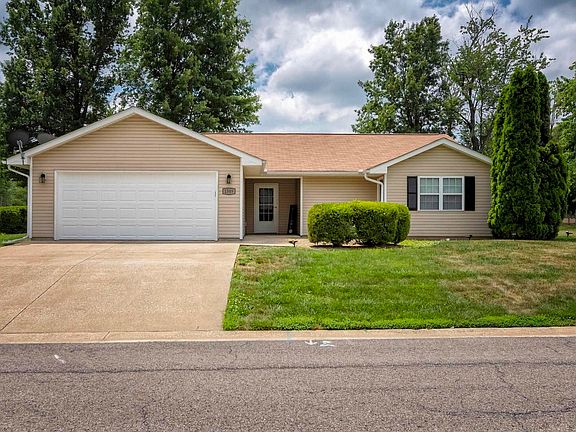 2nd image of 1509 Brittany Ln