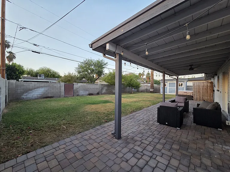 4242 E Montecito Ave — Photo 22