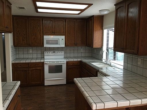3rd image of 9209 Wagner Heights Ct