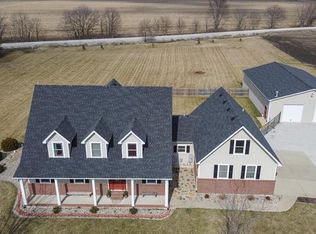 8643 Fruit Rd, Edwardsville, IL 62025