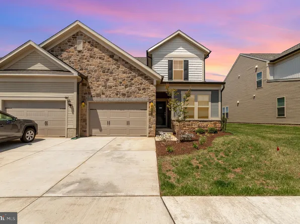 46410 Blackrock Summit Ter, Sterling, VA 20164