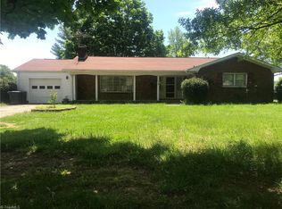 1316 Baker Rd, High Point, NC 27263