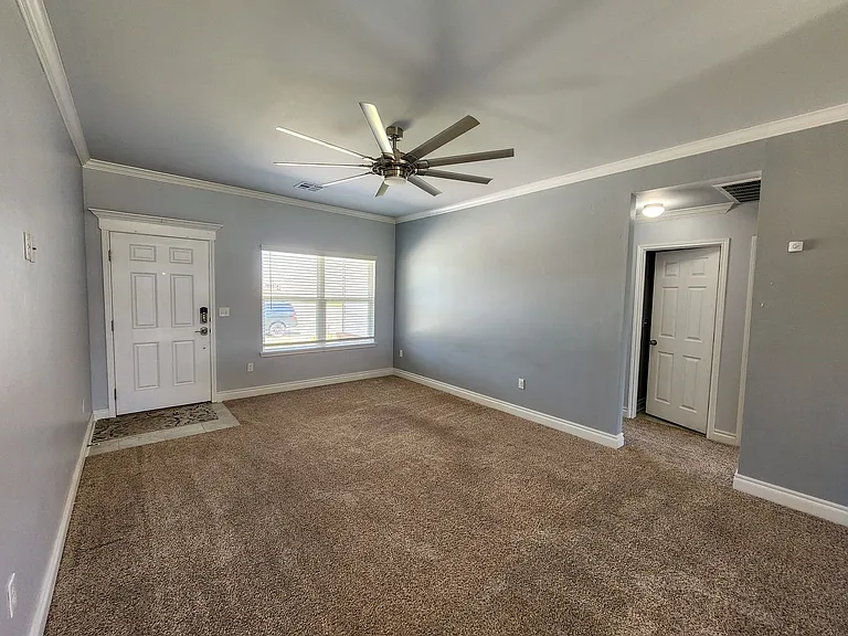 1937 Timber Dale Dr — Photo 23