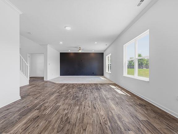 4th image of 1447 Bigleaf Dr