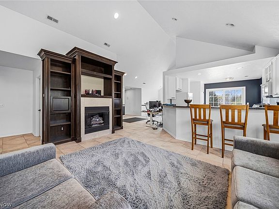 5th image of 351 E Legend Ct APT C