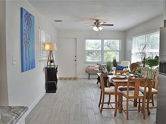 5th image of 5138 15th Ave S