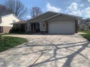 39848 Chaffer St, Clinton Township, MI 48038
