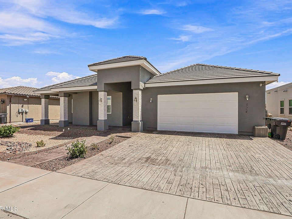 1st image of 324 Rio De Jazmin Cir