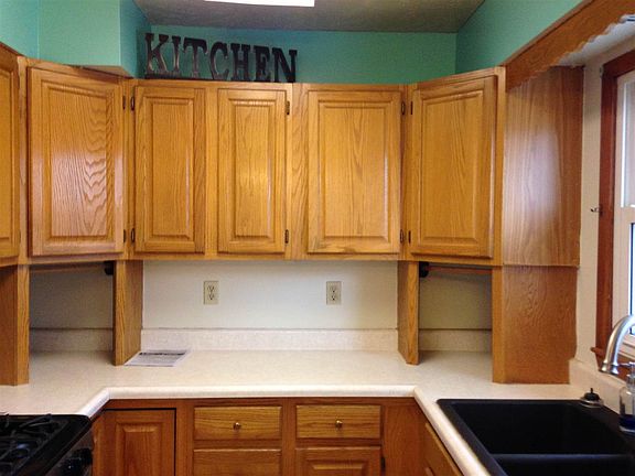 4th image of 1030 Longwood Dr