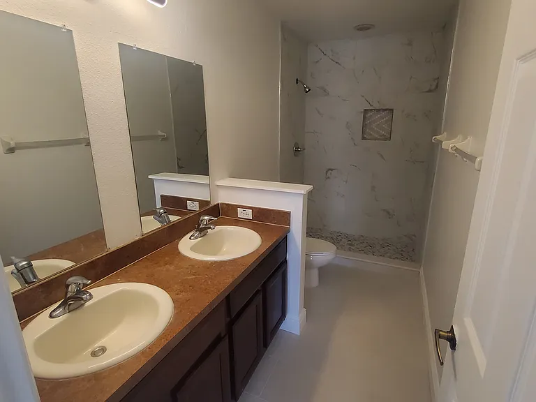 210 Artisan St — Photo 12