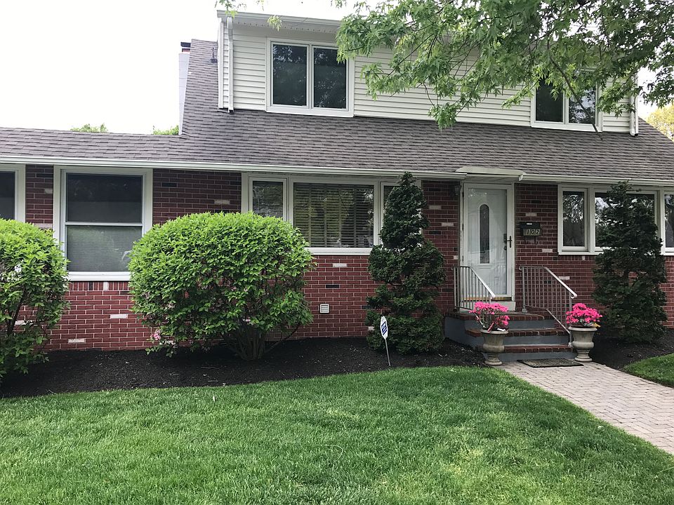 1st image of 102 Roosevelt Dr