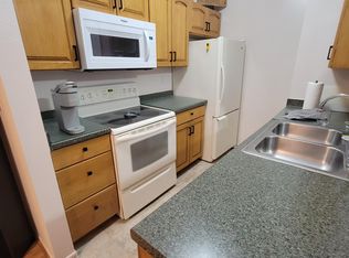 2050 Hunters Glen Dr APT 607, Dunedin, FL 34698