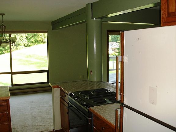 5th image of 140 Highland Greens Dr #1