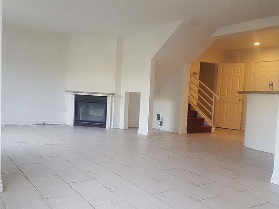 2nd image of 5245 Satsuma Ave