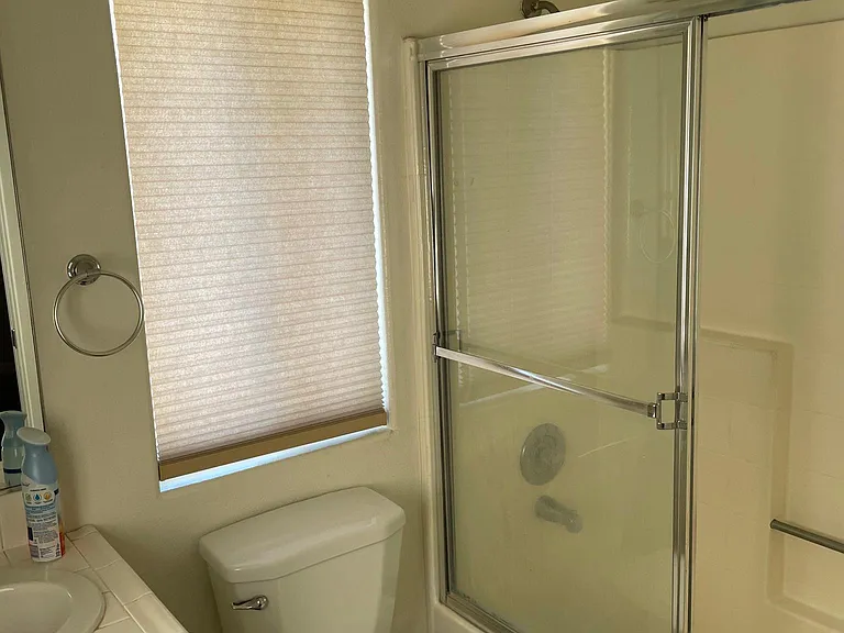 Full bath for second bedroom