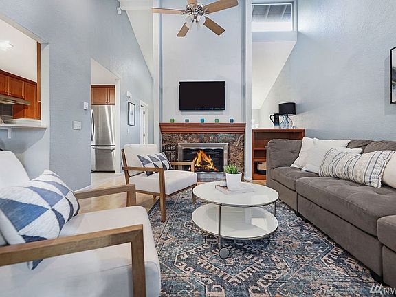 4th image of 14603 NE 35th St #10