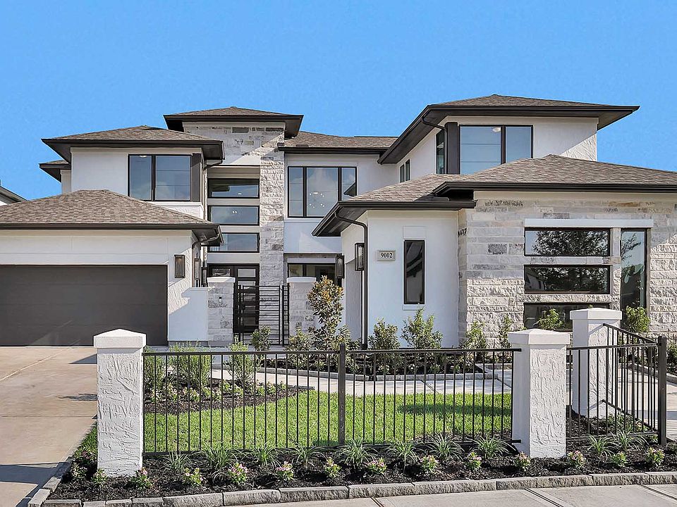 1st image of 9002 Orchard Cv