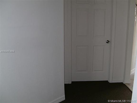 5th image of 132 NE 13th Ave #22
