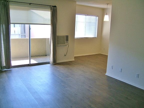 4th image of 1450 Brockton Ave APT 7