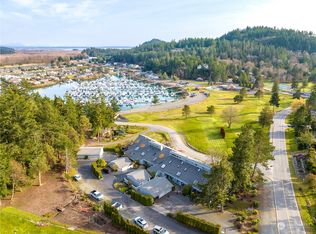 101 Shelter Bay Dr #R, La Conner, WA 98257