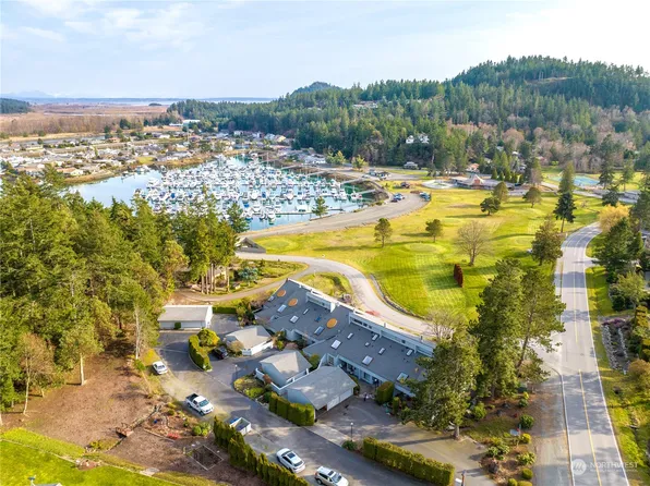 101 Shelter Bay Drive #R-101, La Conner, WA 98257
