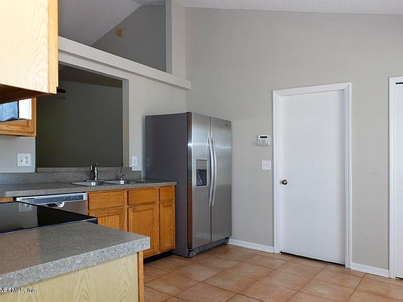 5th image of 8272 Teaticket Dr