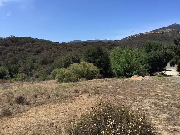 5th image of 2205 Vista Valley Ln