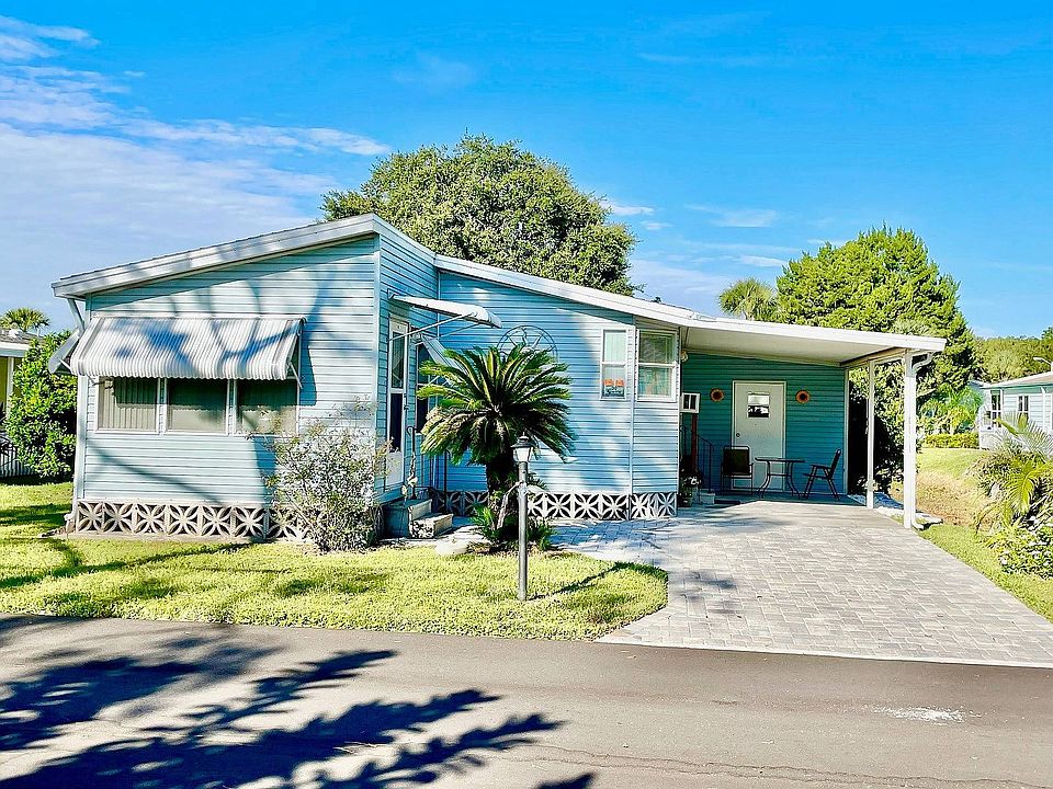 1st image of 1726 Conifer Ave #21