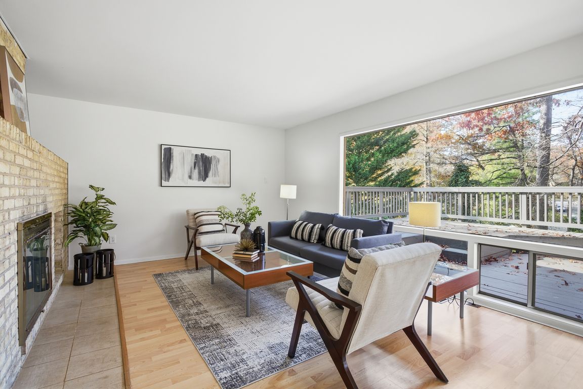 next background image