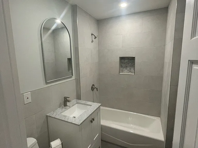 7860 84th St #2 — Photo 3