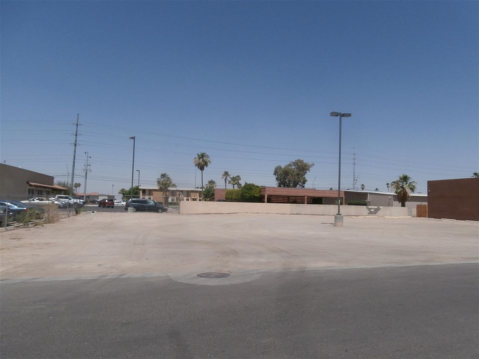 2nd image of 1030 W 24th St