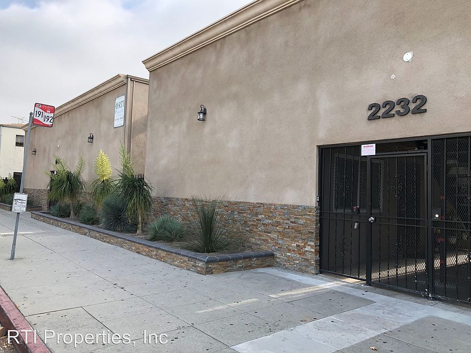 1st image of 2232 Santa Fe Ave APT 2