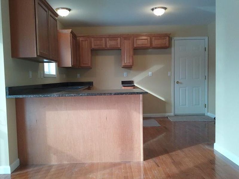 5th image of 59 FONDA Road