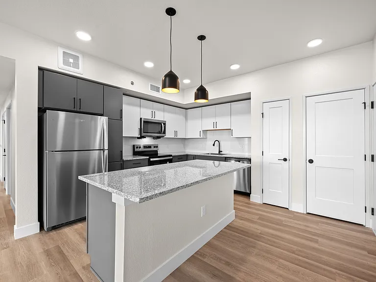 Residences at Willow Park Flats — Photo 36