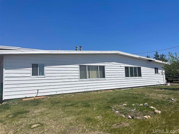 2nd image of 121/123 Banshee St