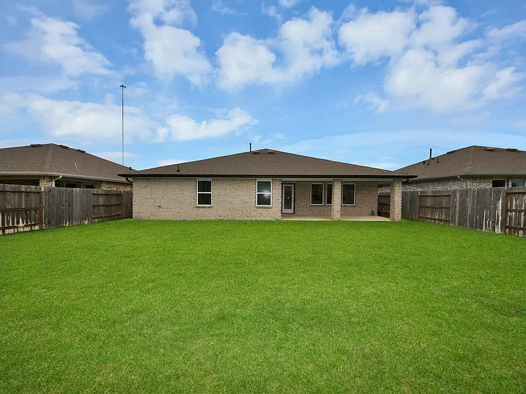 1118 Hyde Lake Ln — Photo 22