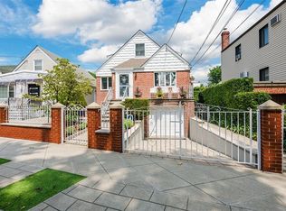 3173 Waterbury Ave, Bronx, NY 10465